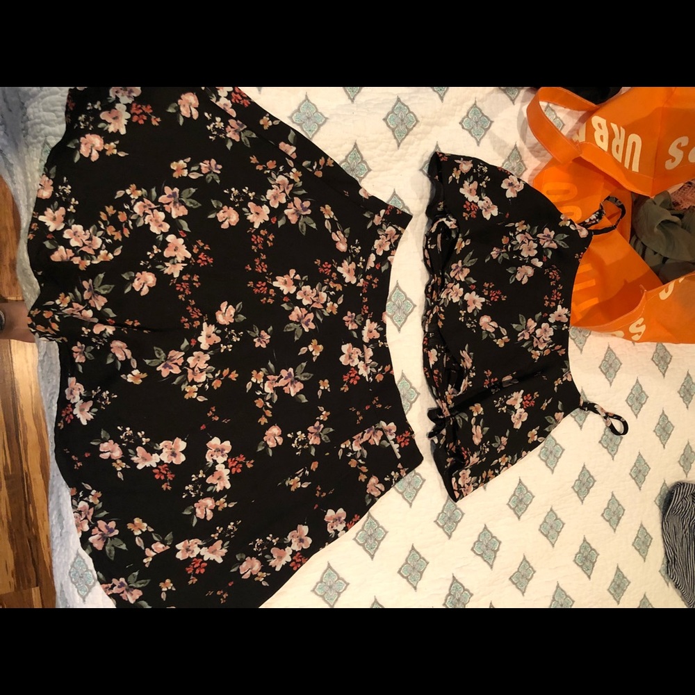 Forever 21 floral set